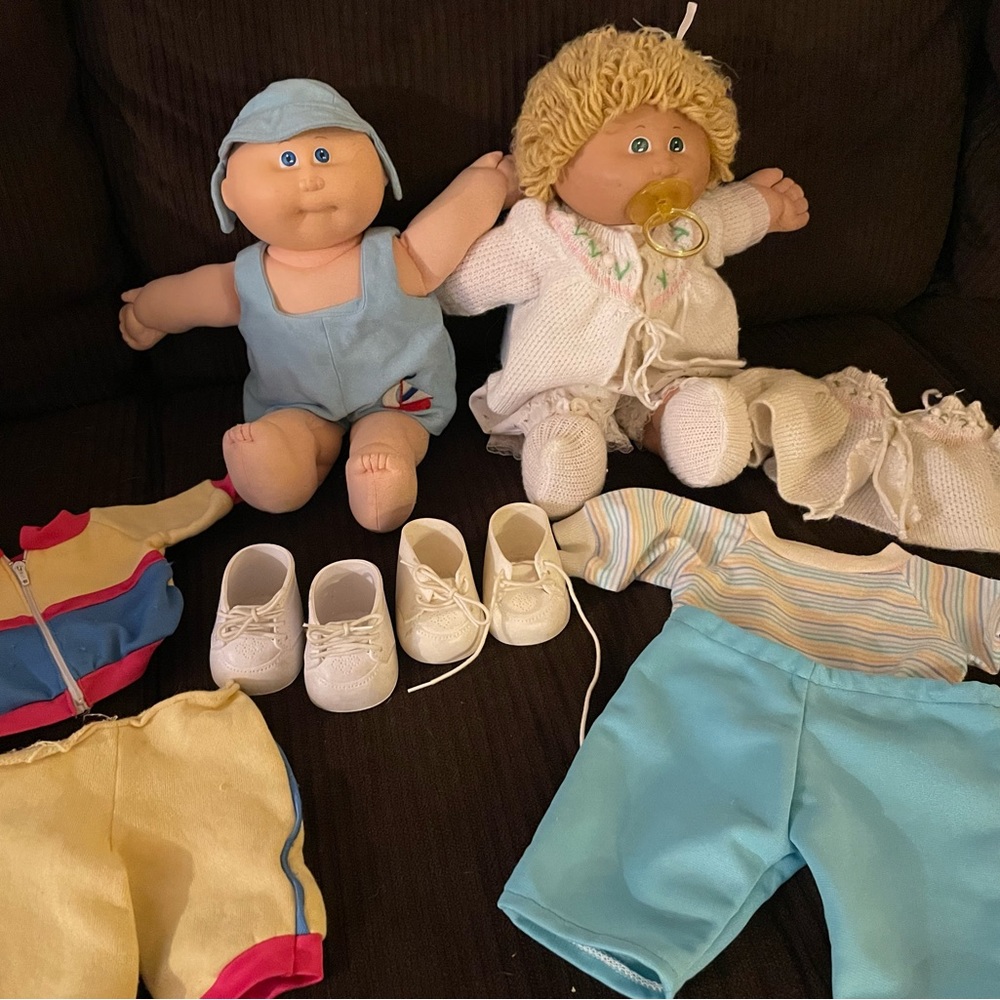 Vintage cabbage patch dolls